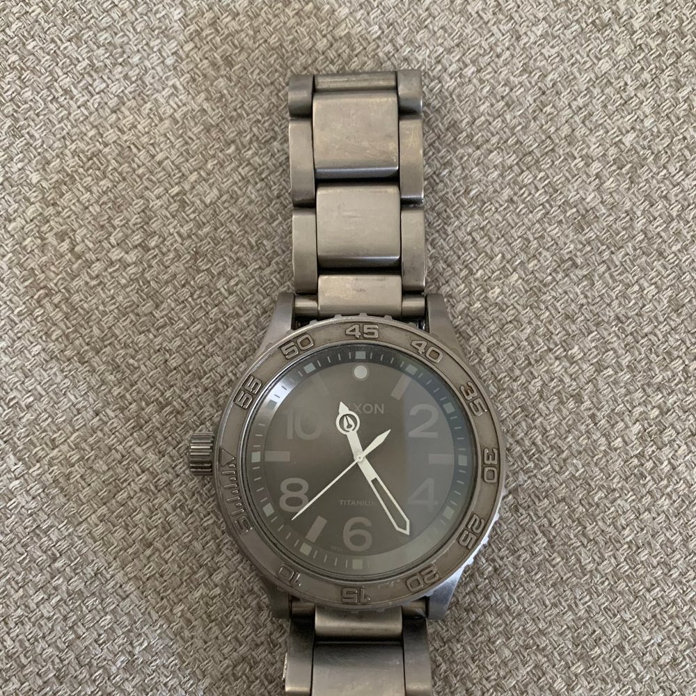 Nixon 51-30 Titanium